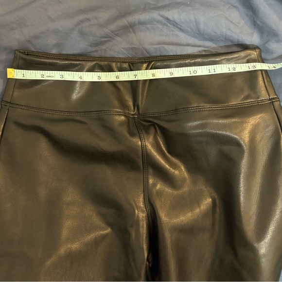 BBJ Los Angeles women’s Pants, M, Black Pleather Faux Leather Leggings Pull on - Picture 7 of 8